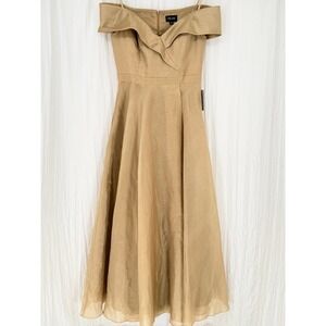 Xscape Off Shoulder‎ Gold Shimmer A-Line Evening Gown Size 8 NWOT